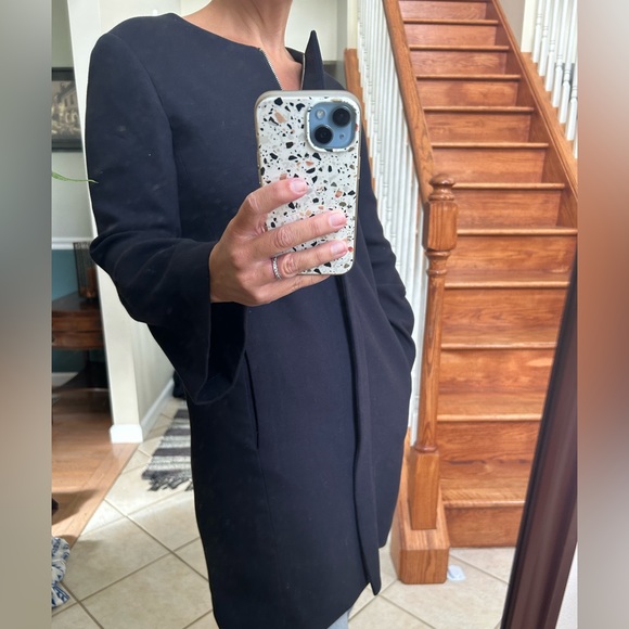 H&M navy blue coat; size 6 - Picture 6 of 8